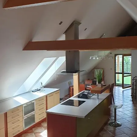 Apartman *